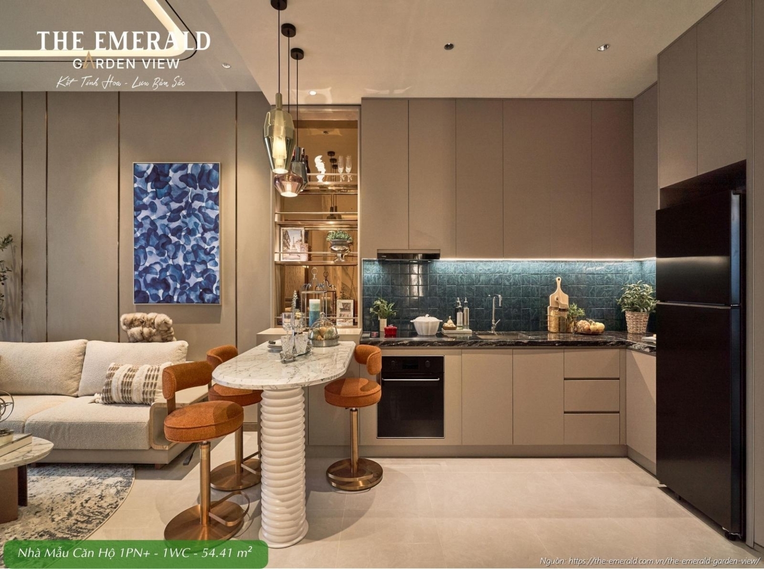 Khu vực bếp và bàn ăn tiện nghi tại nhà mẫu căn hộ 1 phòng ngủ cộng diện tích tim tường 54.41 m2 The Emerald Garden View