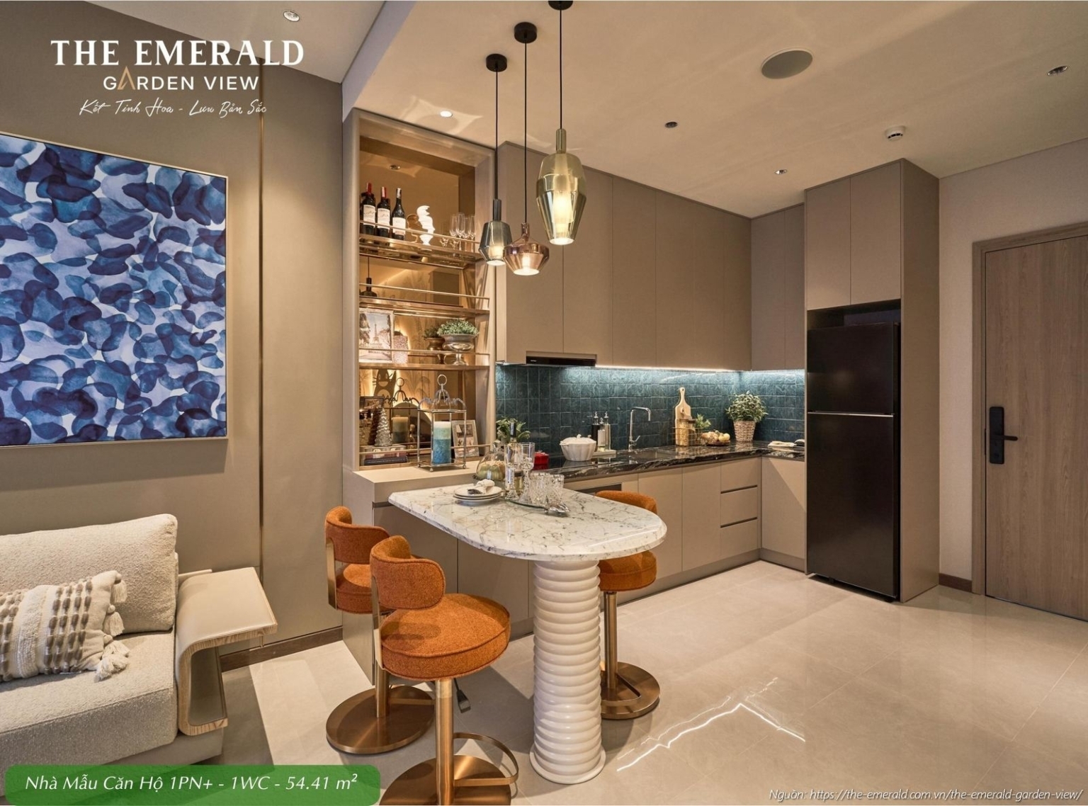 Khu vực bếp và bàn ăn tiện nghi tại nhà mẫu căn hộ 1 phòng ngủ cộng diện tích tim tường 54.41 m2 The Emerald Garden View